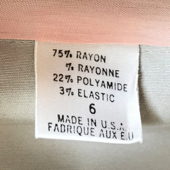 Bloomingdales + Tahari light overcoat sz 6 - Picture 6 of 8